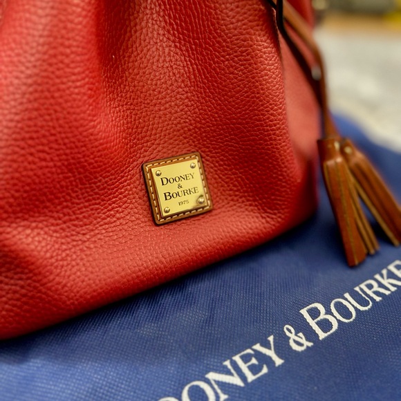 NWOT Dooney & Bourke Red Pebble Grain Leather Bucket Bag - Picture 4 of 15